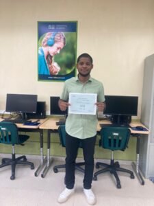 Edgar Moreno - Graduado CCNA